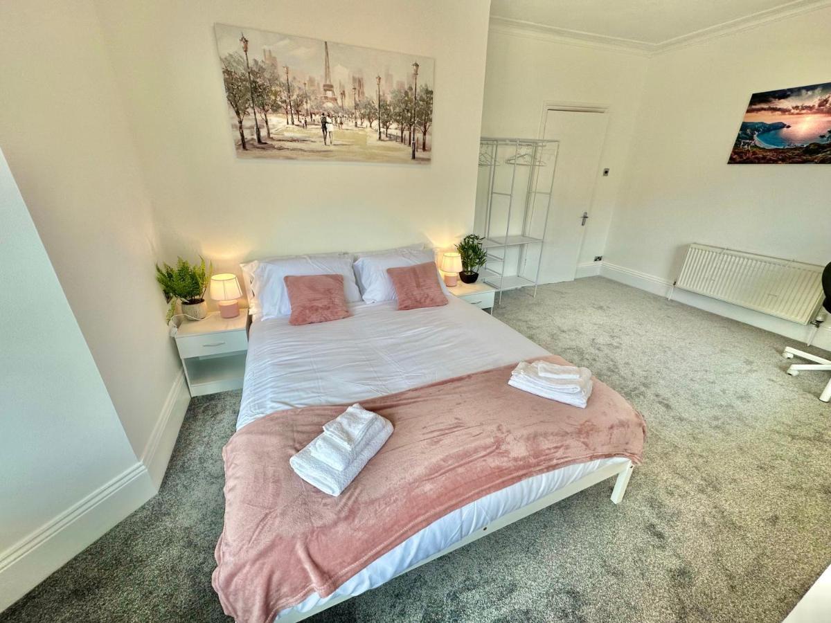 Chic Apartment In Central Bournemouth With Parking 外观 照片