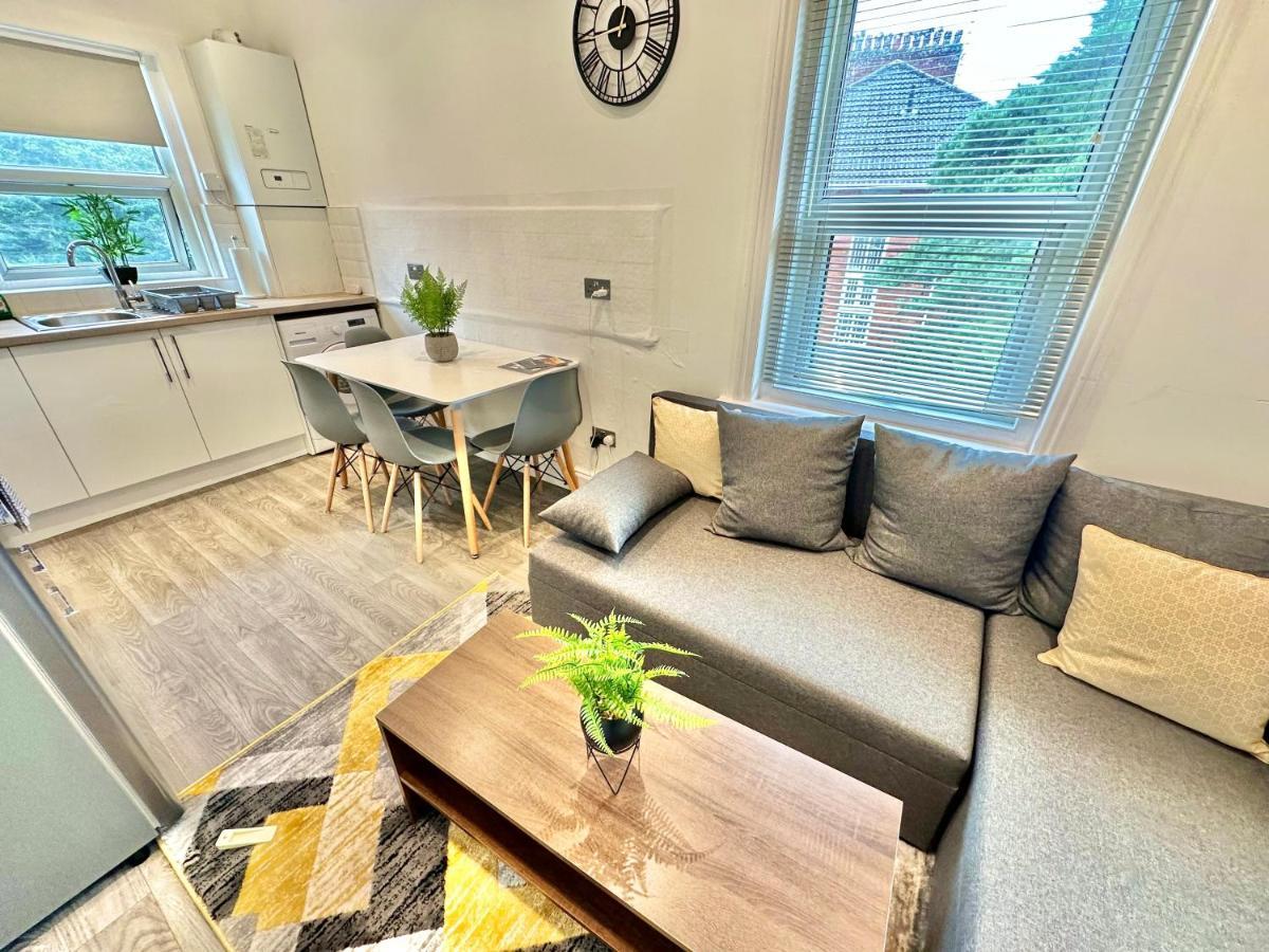 Chic Apartment In Central Bournemouth With Parking 外观 照片